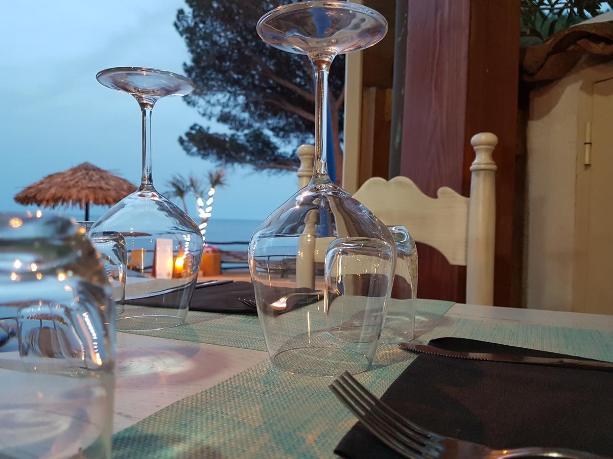 Hotel Ristorante La Conchiglia Кала-Гононе Экстерьер фото