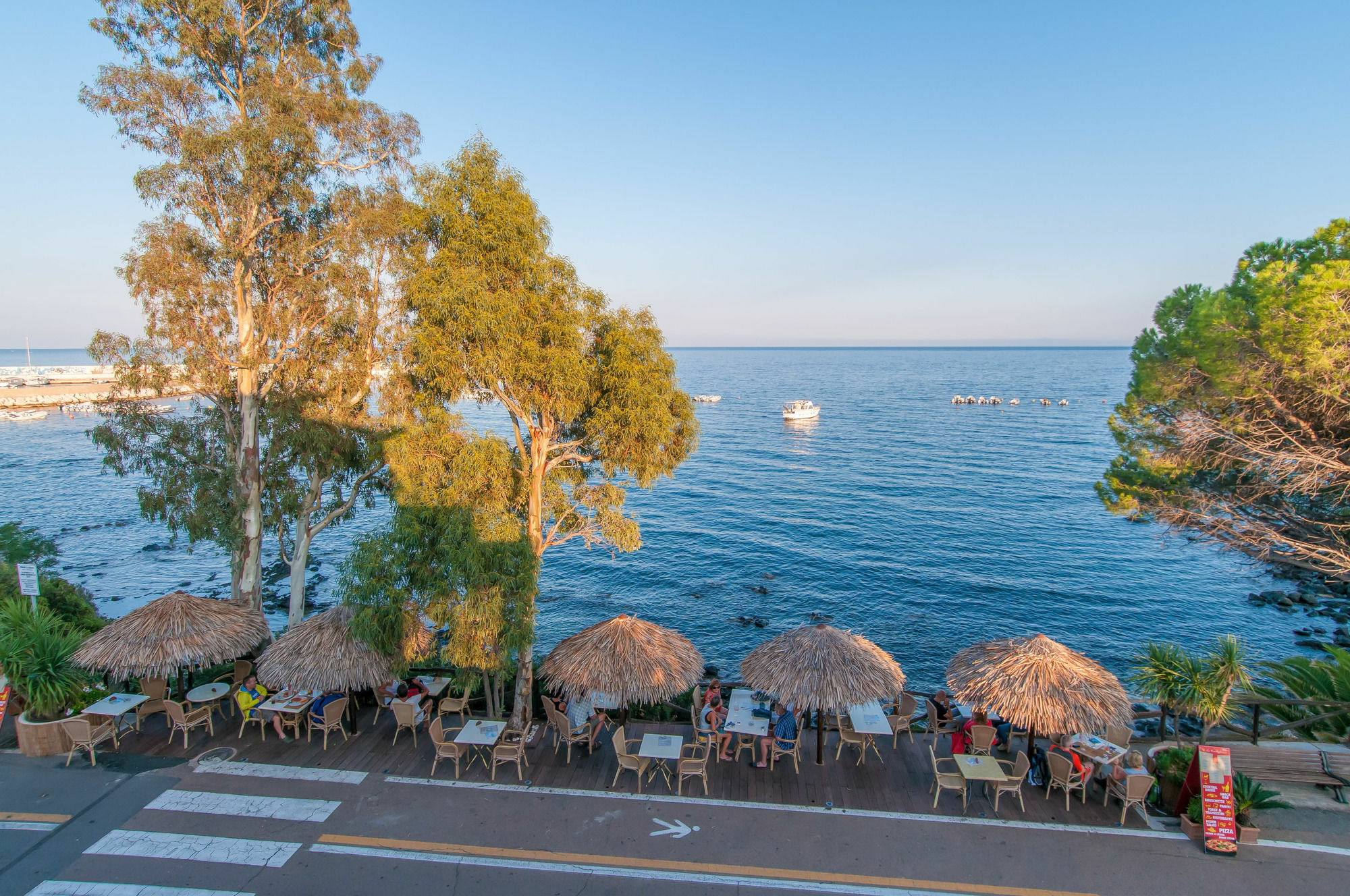 Hotel Ristorante La Conchiglia Кала-Гононе Экстерьер фото